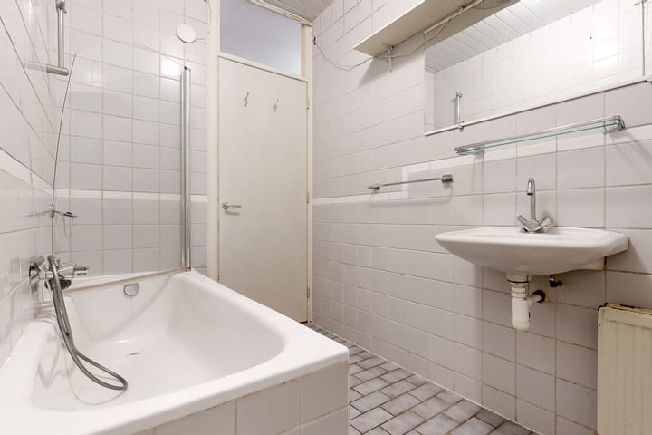 Photo 20 of Van 't Hoffstraat 37