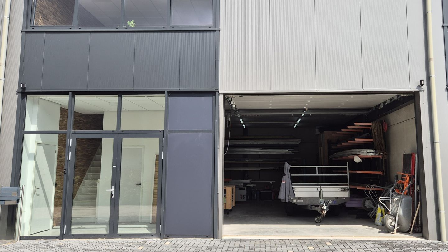 Bekijk foto 4 van Betsy van Goorstraat 14