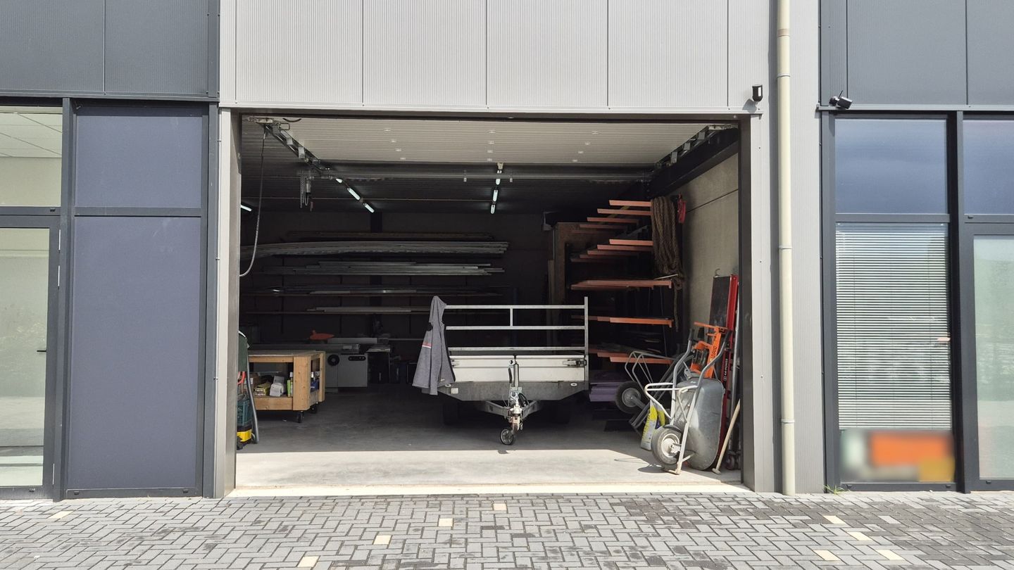 Bekijk foto 5 van Betsy van Goorstraat 14