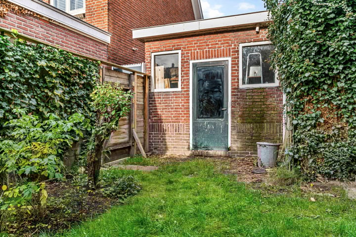 Photo 30 of Van 't Hoffstraat 37