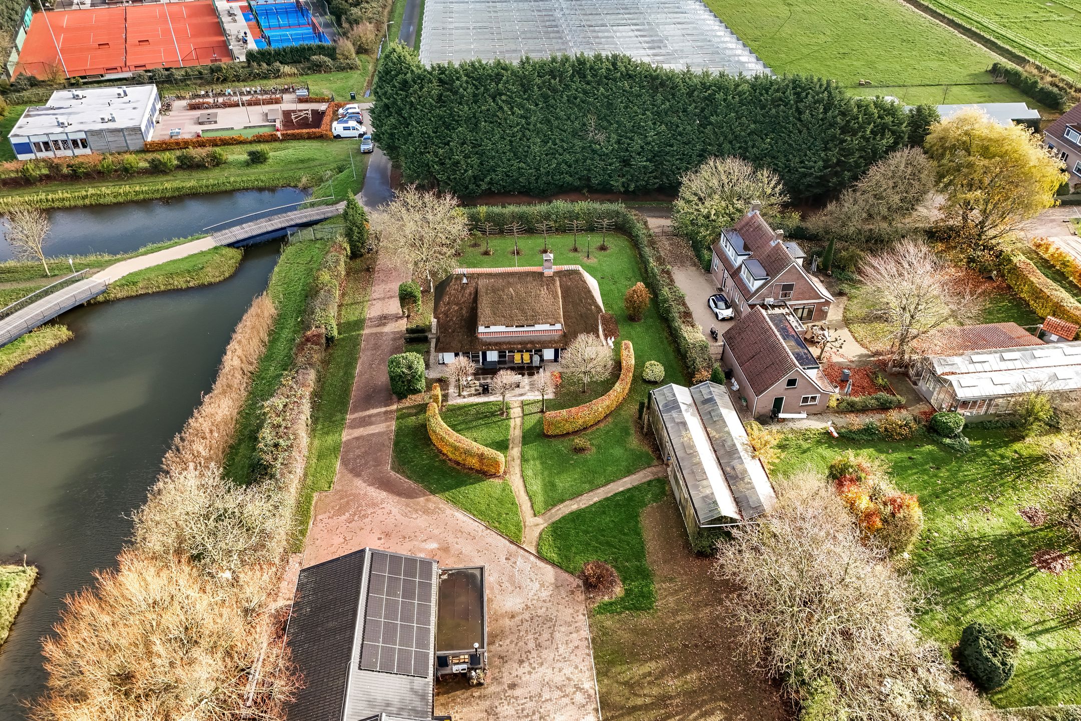 Foto 9 van Hazekamp 4