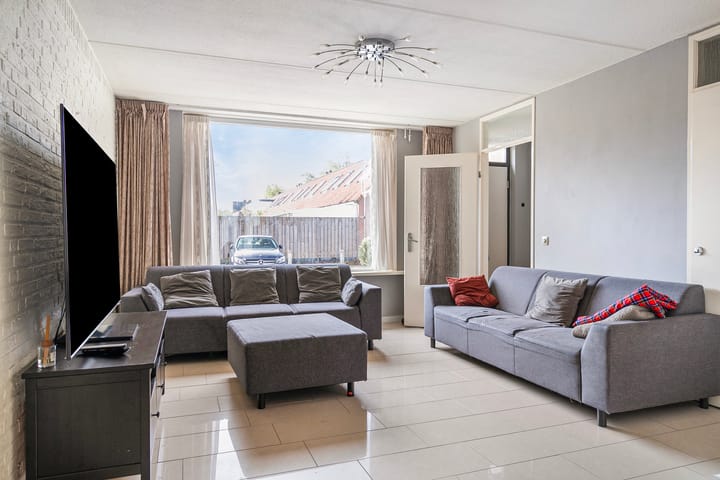 Foto 7 van Grondzeilerplantsoen 61