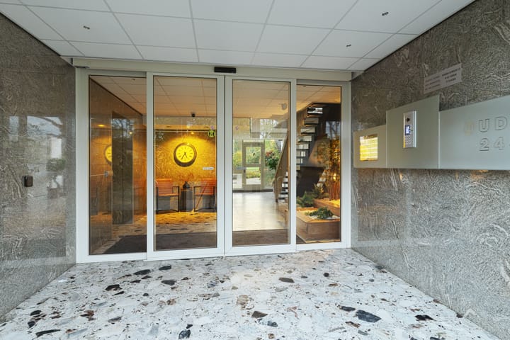 Foto 8 van Kloosplantsoen 301