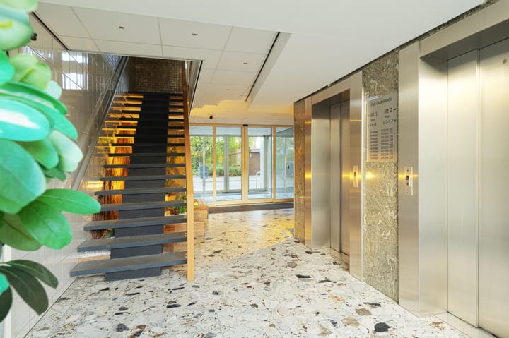 Foto 9 van Kloosplantsoen 301