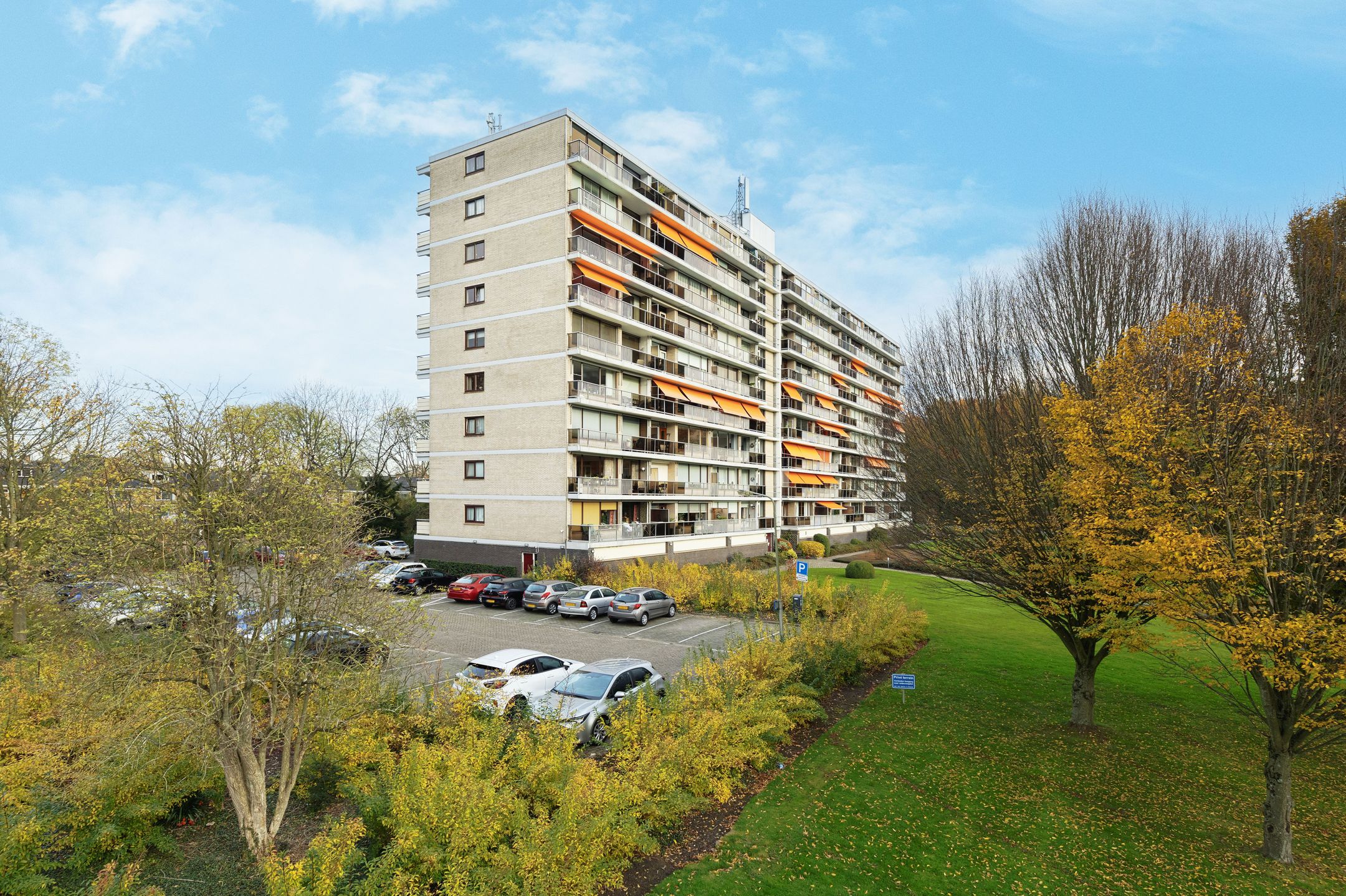 Photo 33 of Kloosplantsoen 301