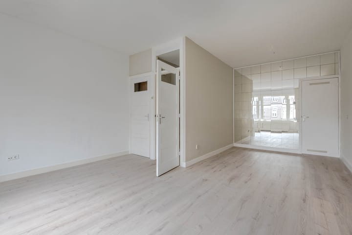 Foto 2 van Strevelsweg 90-A01