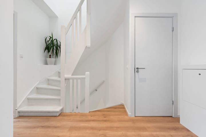 Photo 24 of Teding van Berkhoutstraat 85