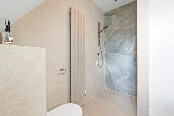 Photo 28 of Teding van Berkhoutstraat 85