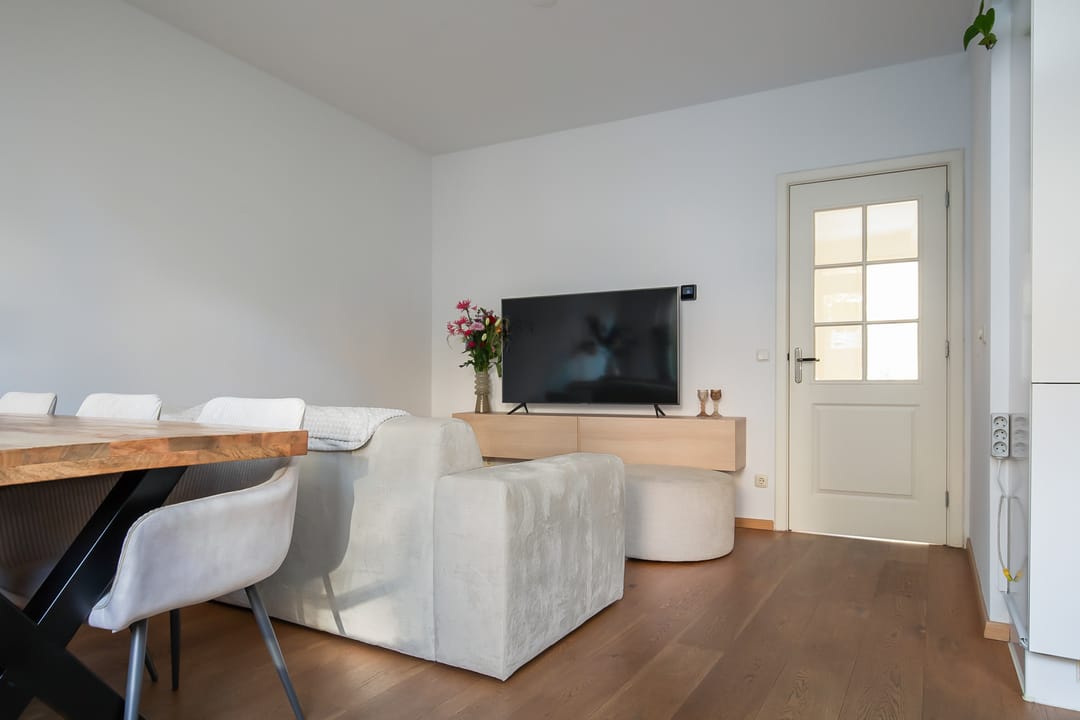 Foto 11 van Aalsmeerweg 29-1