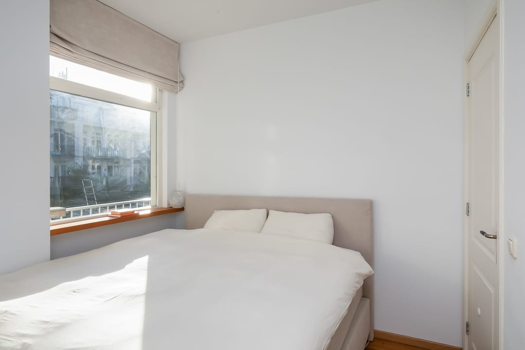 Foto 22 van Aalsmeerweg 29-1