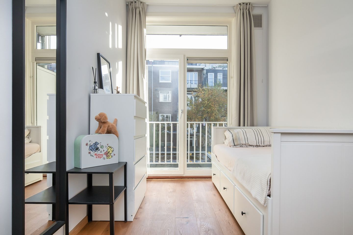 Foto 29 van Aalsmeerweg 29-1