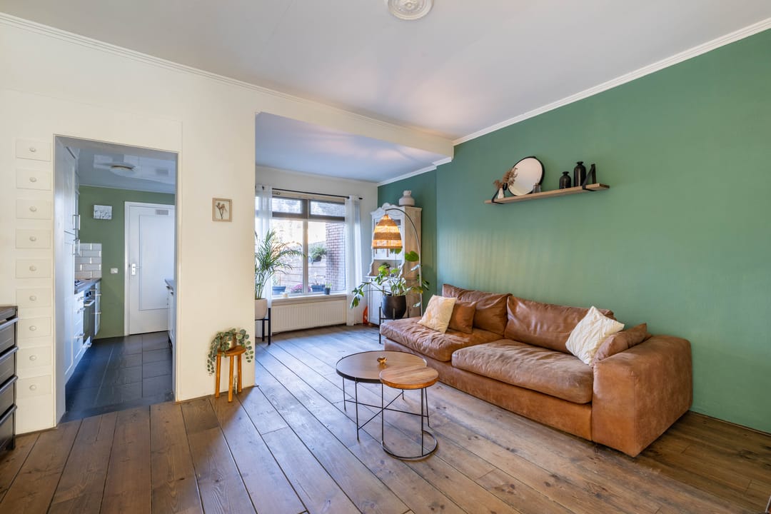 Photo 7 of Zwanebloemstraat 11