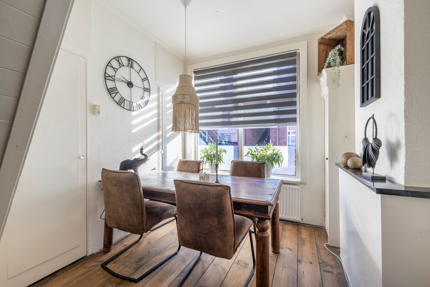 Photo 10 of Zwanebloemstraat 11