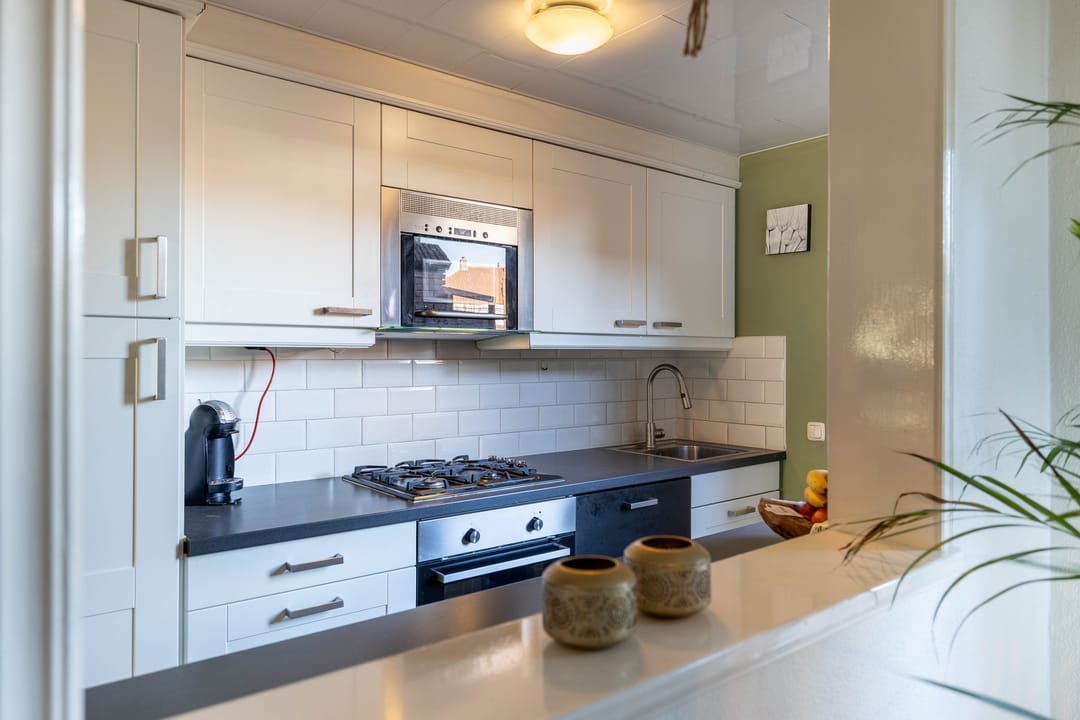 Photo 13 of Zwanebloemstraat 11