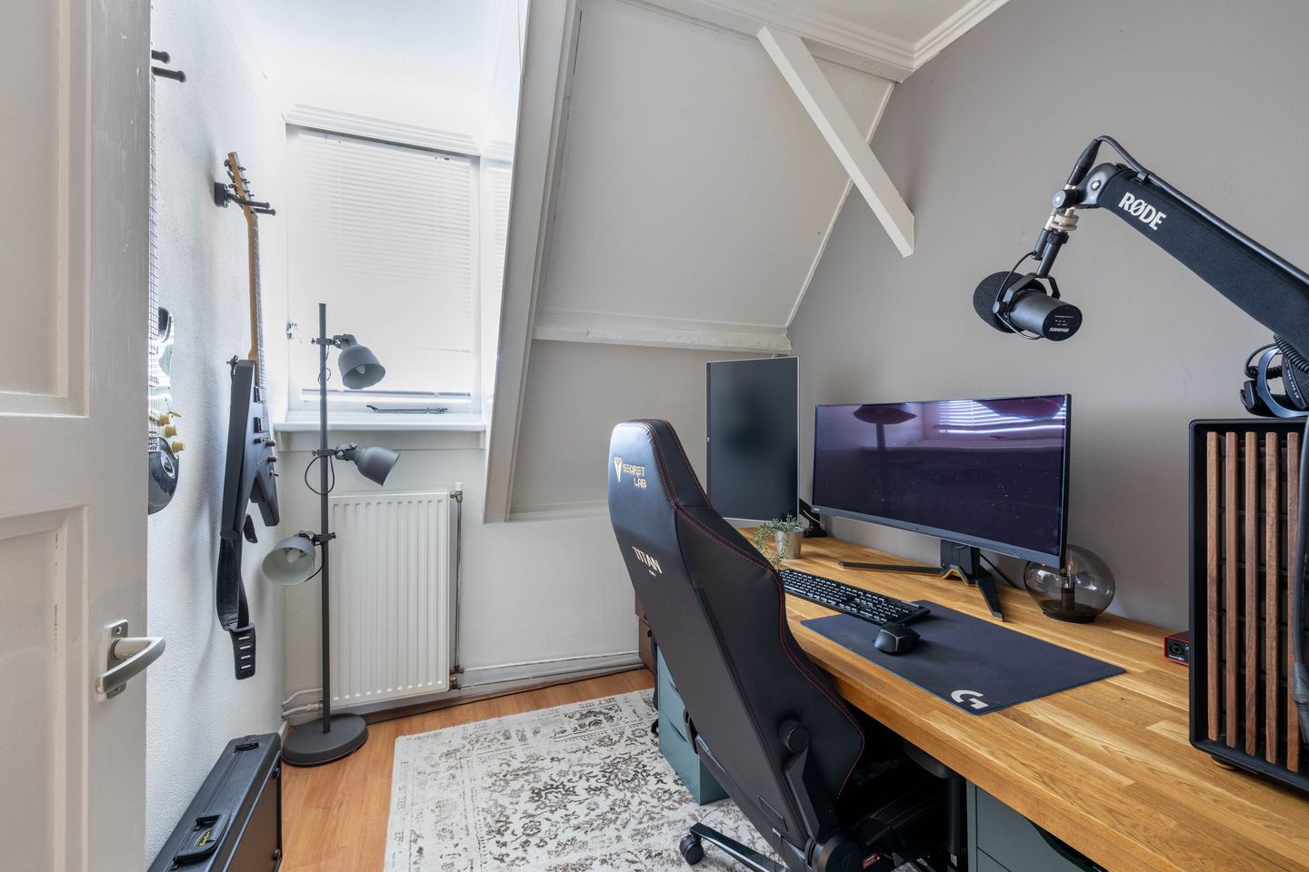 Photo 19 of Zwanebloemstraat 11