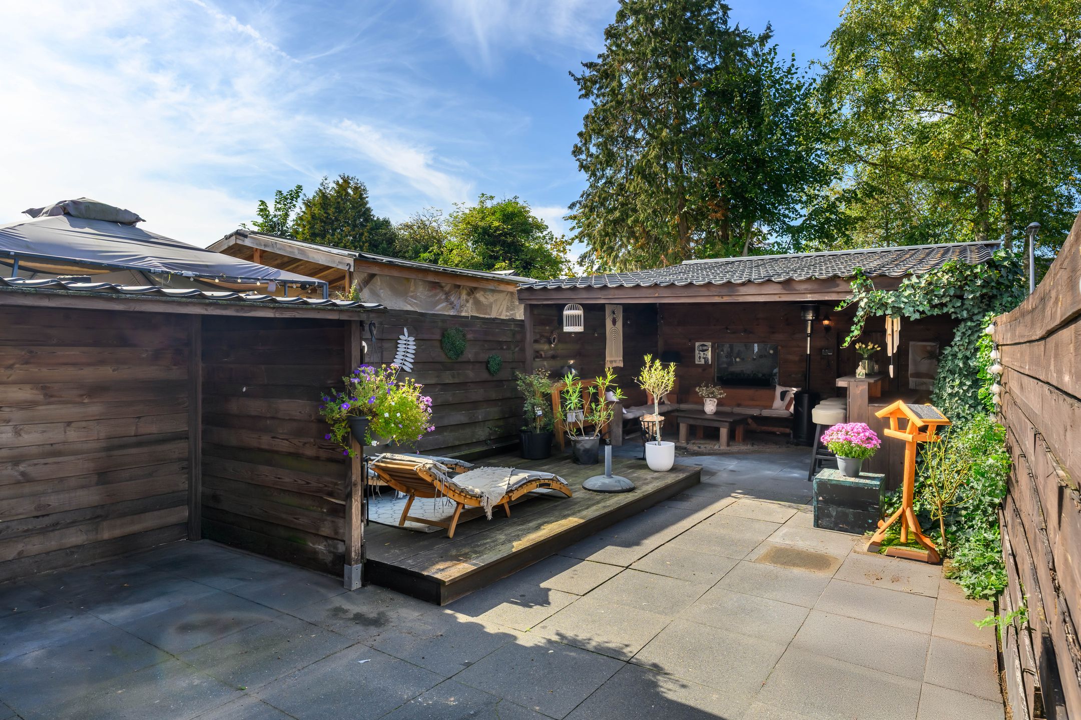 Photo 24 of Zwanebloemstraat 11