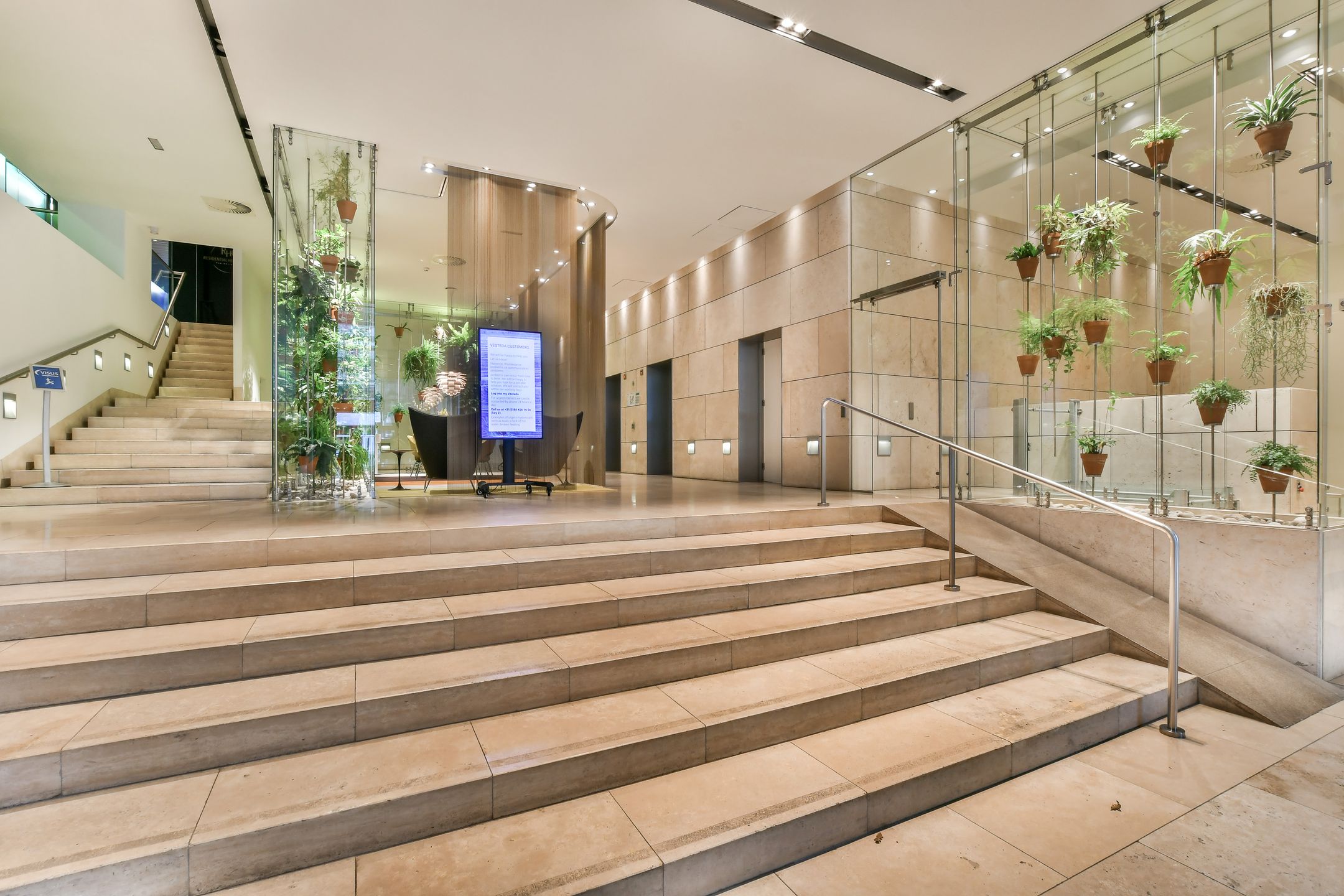 Foto 21 van Gustav Mahlerlaan 86