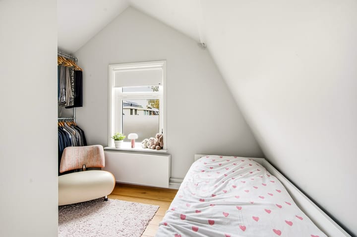 Photo 24 of Bartjensstraat 4-4