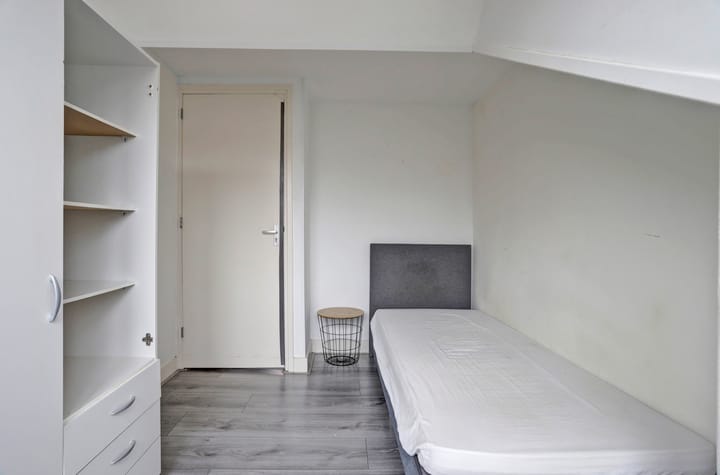 Foto 14 van Bilderdijkstraat 33-B