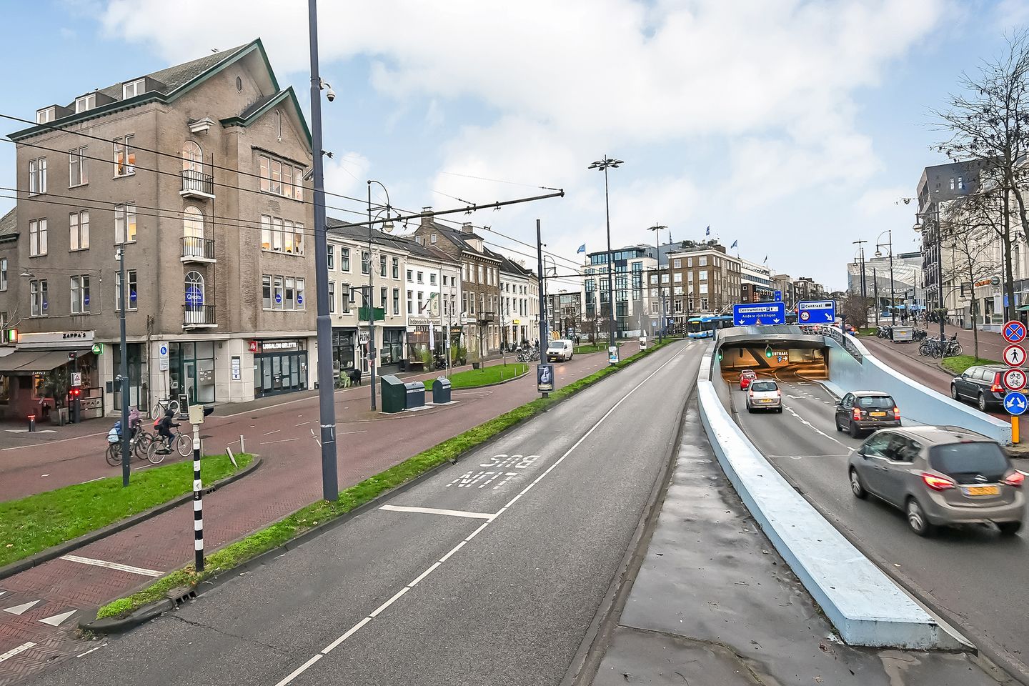 View photo 2 of Willemsplein 34-4