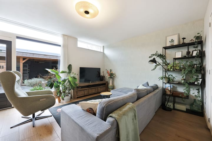 Photo 2 of Jan Schuijtlaan 11