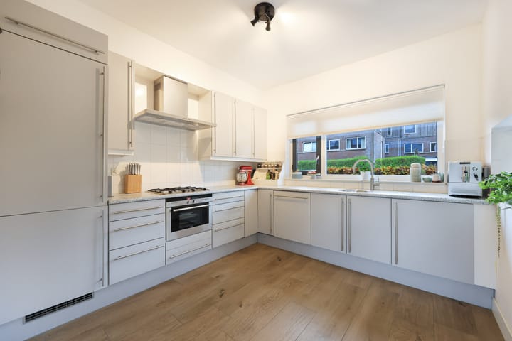 Photo 6 of Jan Schuijtlaan 11