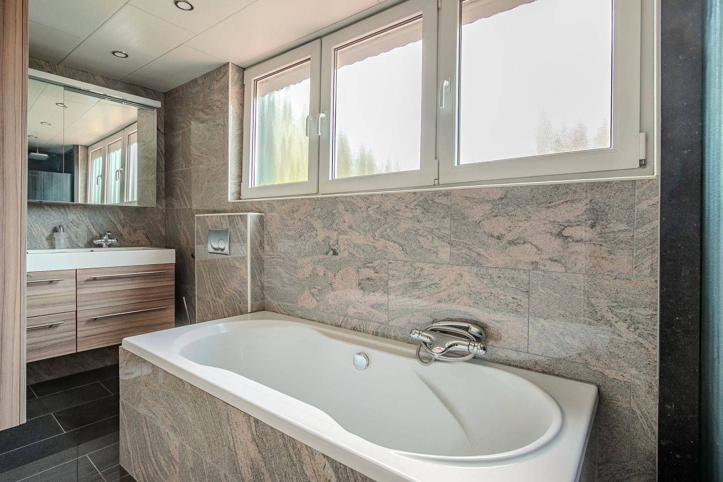 Foto 19 van Kastanjelaan 138