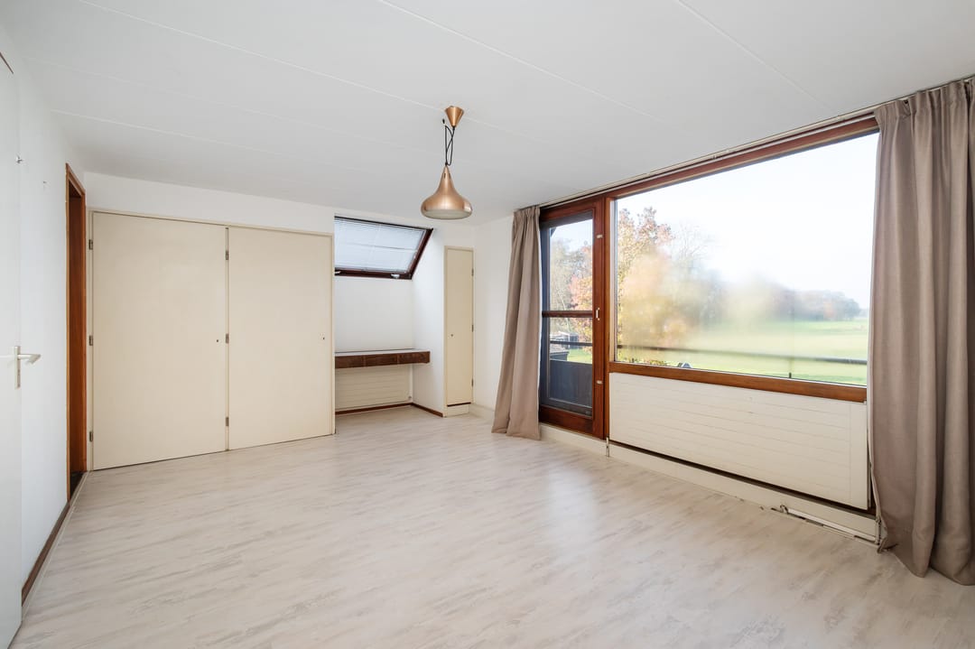 Foto 16 van Nieuw-Loosdrechtsedijk 140