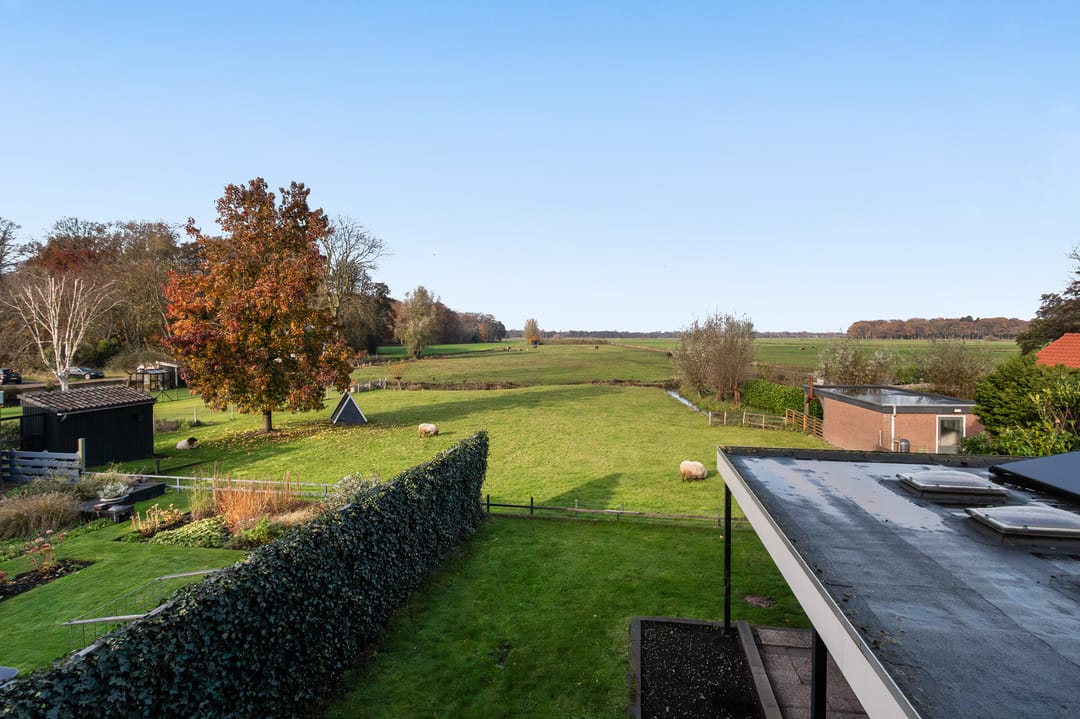 Foto 17 van Nieuw-Loosdrechtsedijk 140