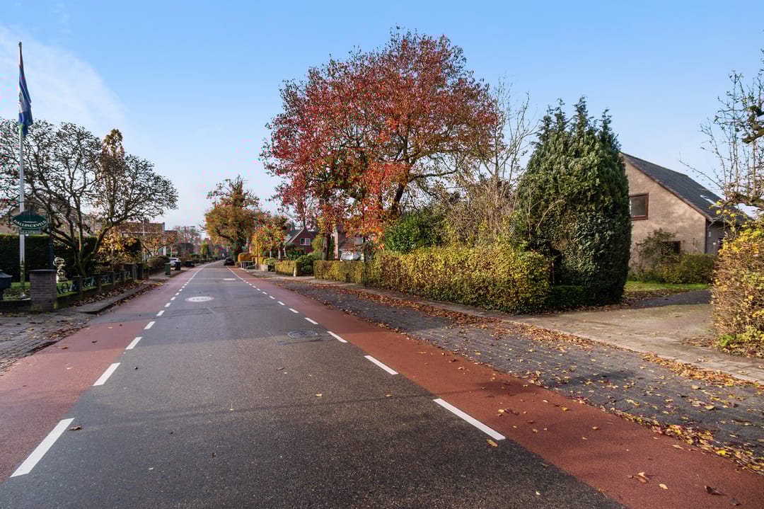 Foto 31 van Nieuw-Loosdrechtsedijk 140