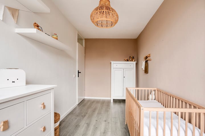 Photo 16 of Hobbemastraat 33