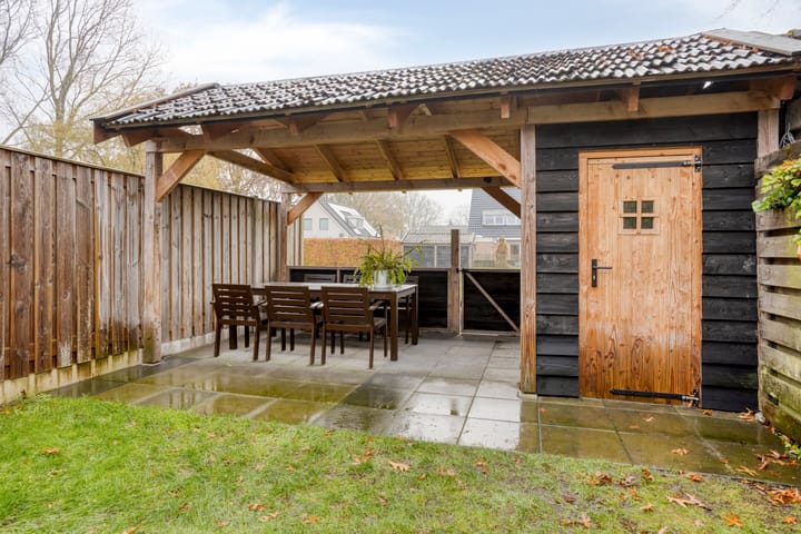 Photo 25 of Hobbemastraat 33