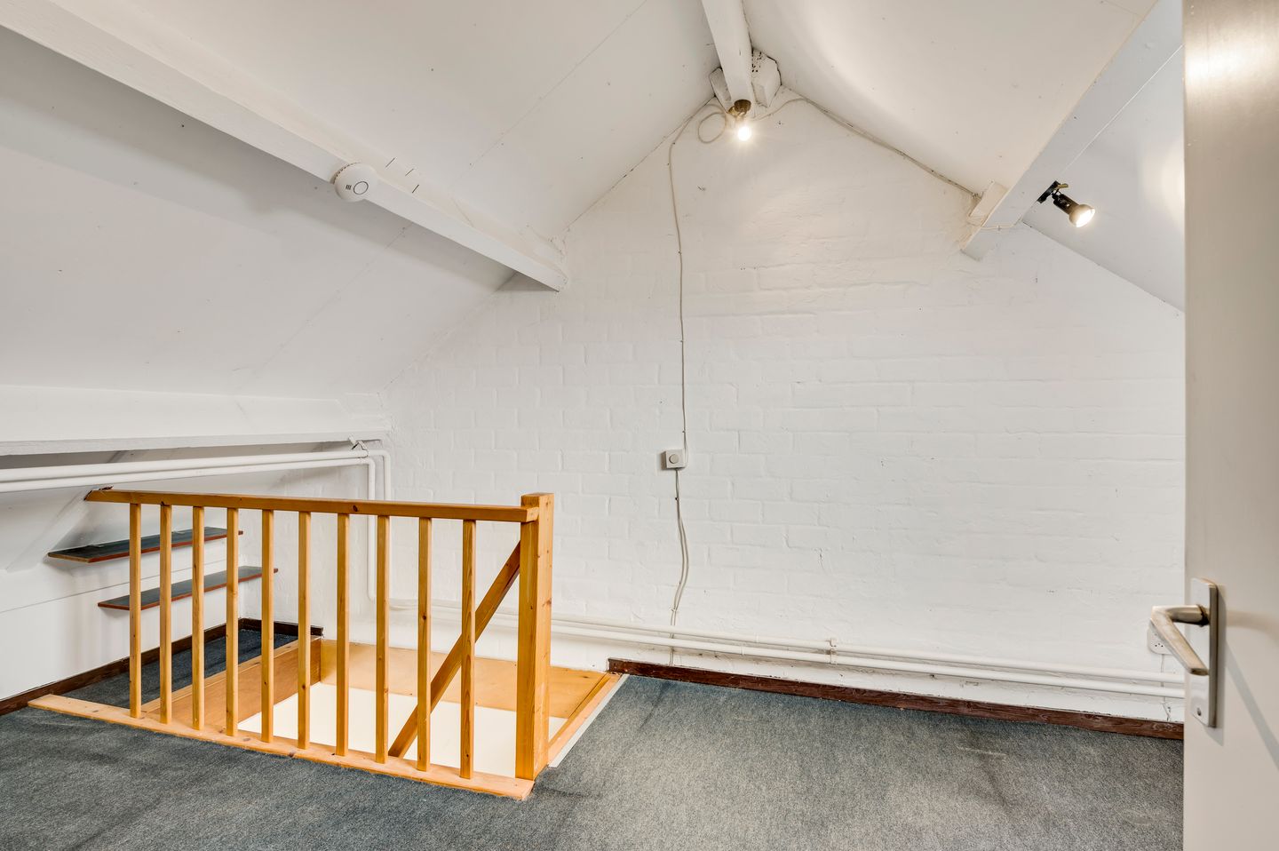 Foto 34 van Korenbloemstraat 2