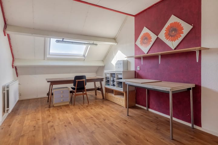 Photo 22 of Julianastraat 13