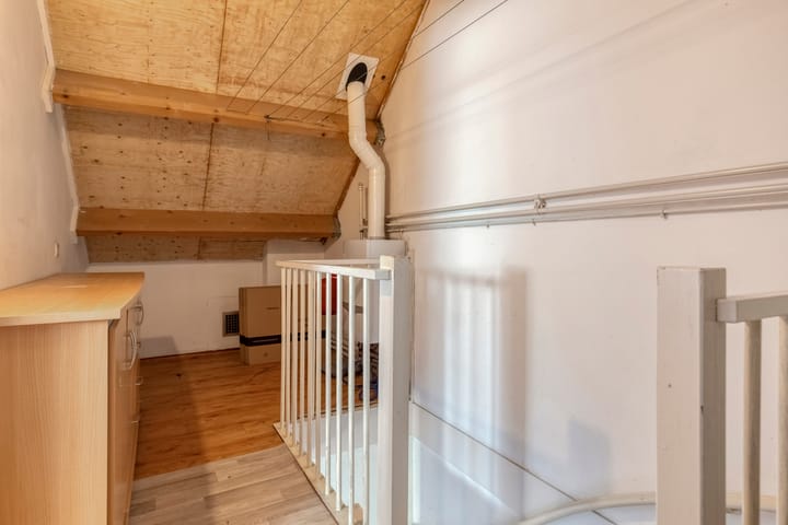 Photo 21 of Julianastraat 13