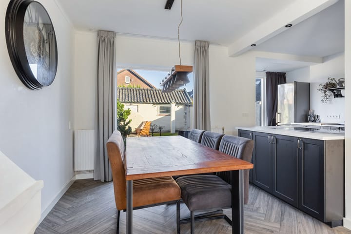 Photo 8 of Ravenweg 15