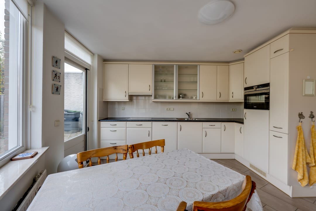 Foto 16 van Vrouwenmantel 6