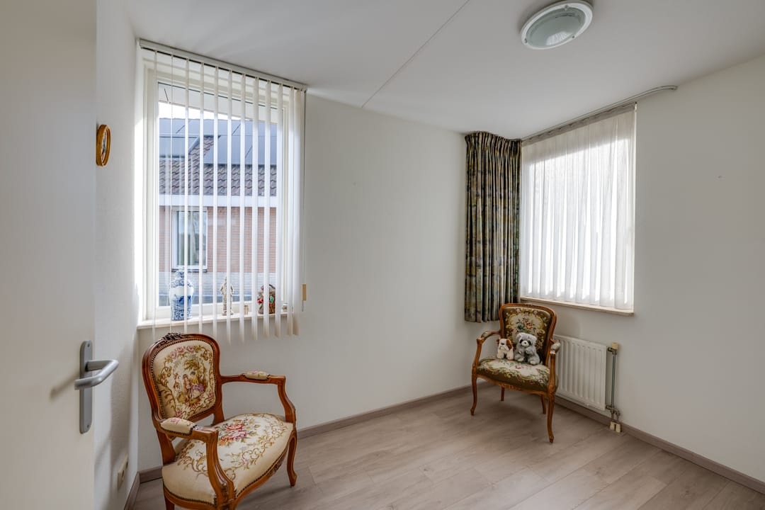 Foto 22 van Vrouwenmantel 6