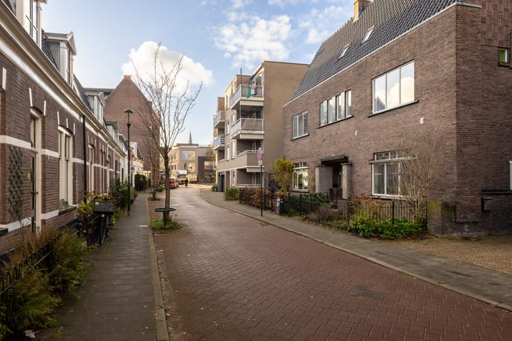 Photo 5 of Bussumerstraat 44-G