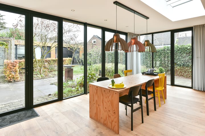 Photo 10 of Voorstraat 6