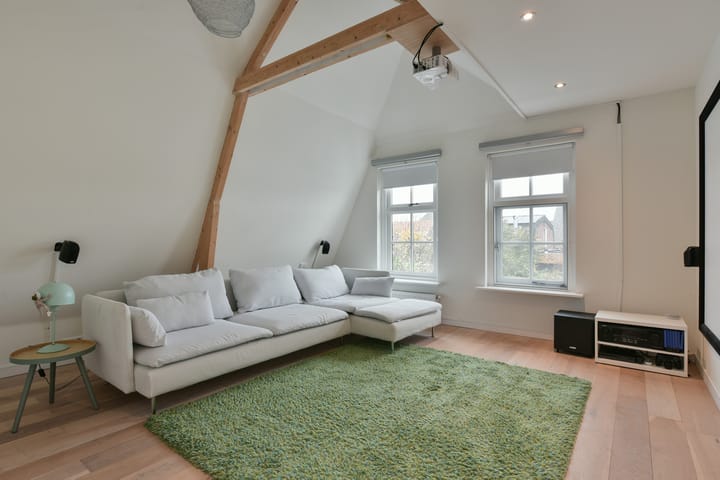 Photo 21 of Voorstraat 6