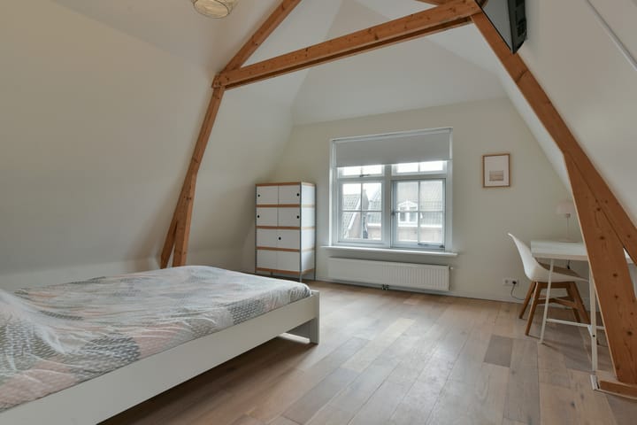 Photo 29 of Voorstraat 6