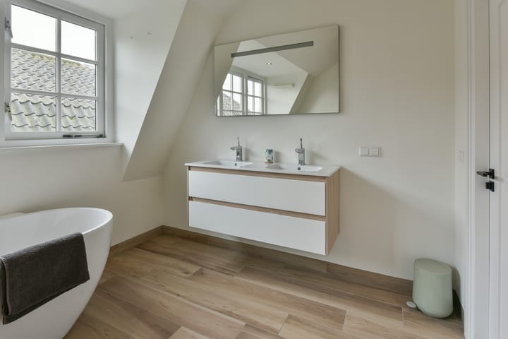 Photo 31 of Voorstraat 6