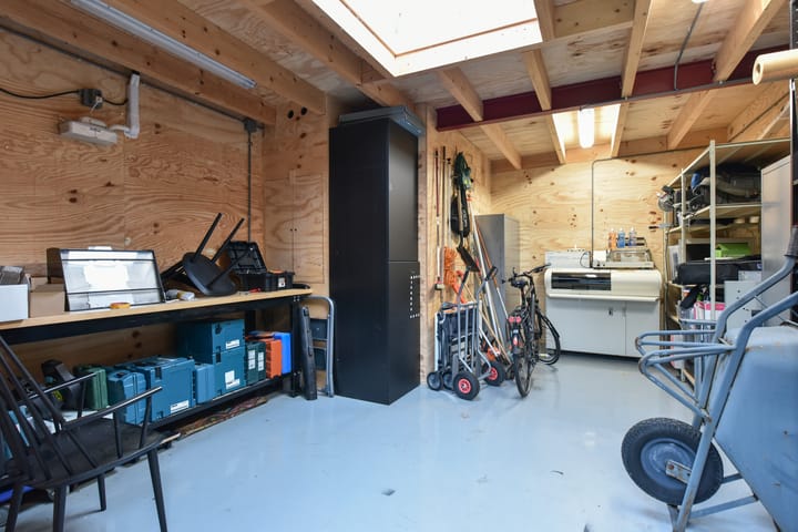 Photo 44 of Voorstraat 6