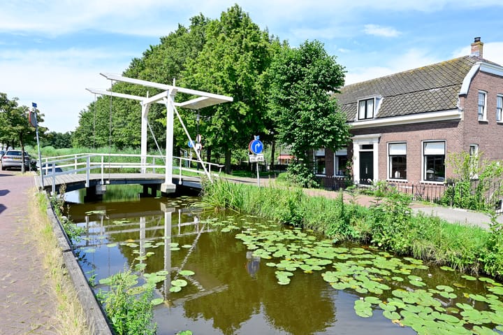 Photo 49 of Voorstraat 6