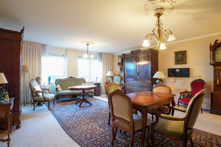 Photo 2 of Delleweg 38