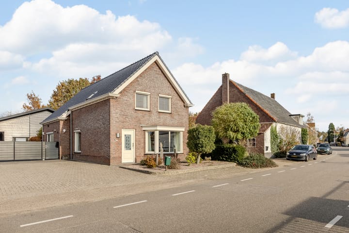 Photo 9 of Meirstraat 51-A