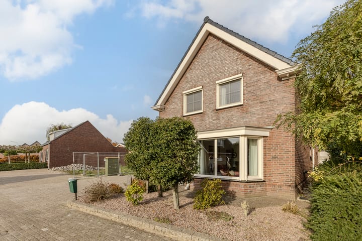 Photo 12 of Meirstraat 51-A