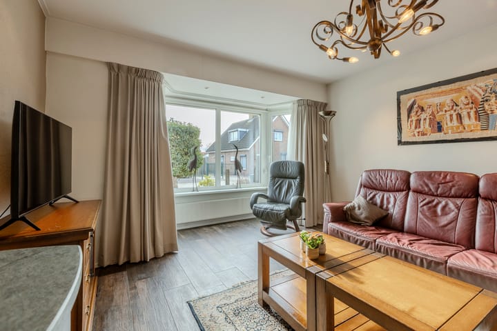 Photo 19 of Meirstraat 51-A