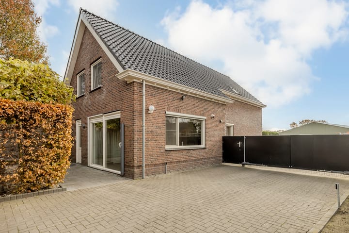 Photo 76 of Meirstraat 51-A